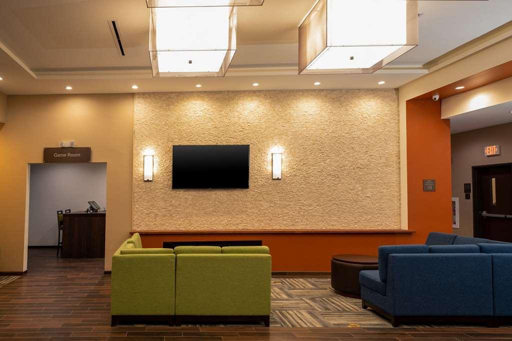 Comfort Suites Cedar Park Interior photo